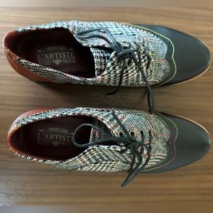 L’Artiste Women’s Oxford shoes. EU size 40
